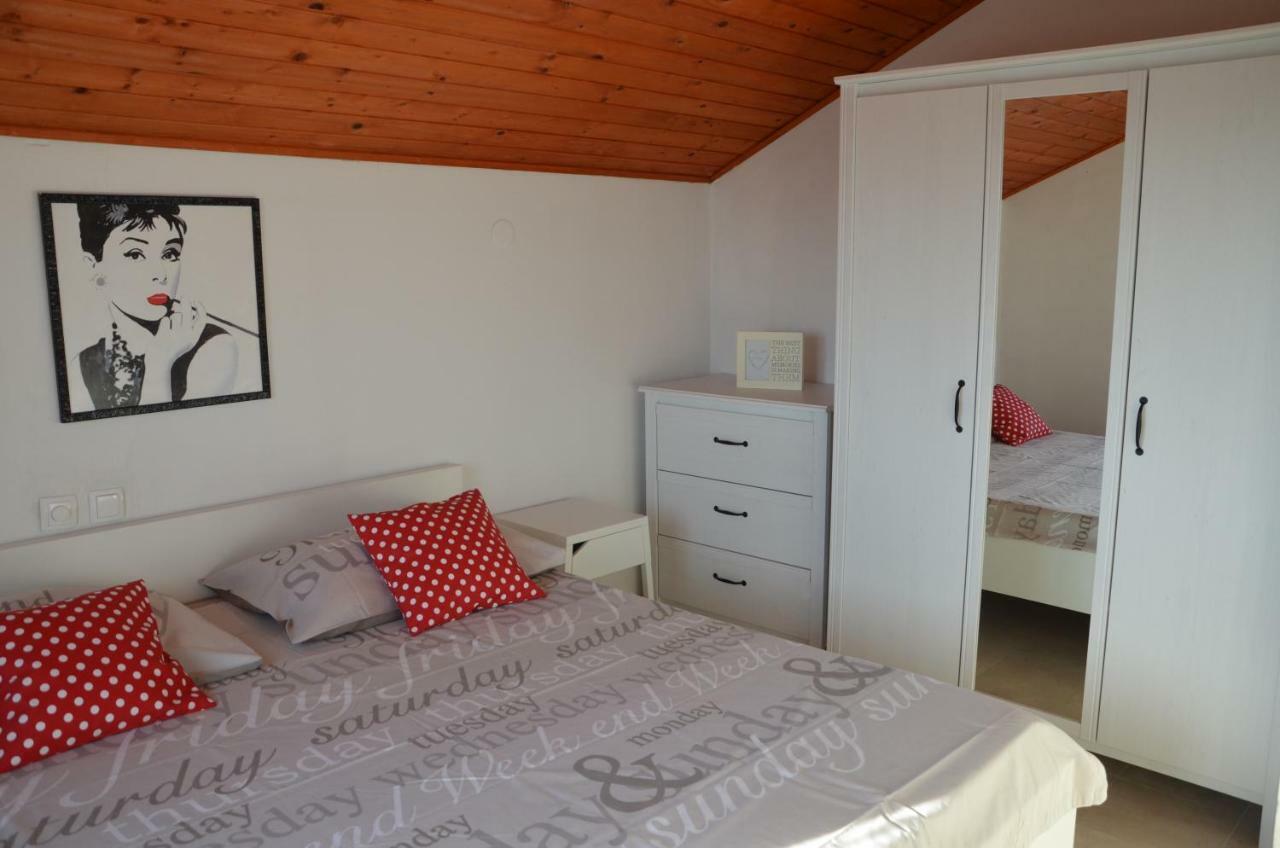 Luana Apartment 米欧纳 外观 照片
