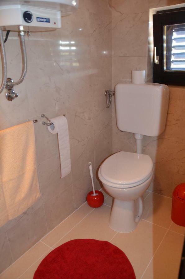 Luana Apartment 米欧纳 外观 照片